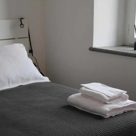 Waterfront Balcony I Grani 1 Resort Style Suite Livorno Buitenkant foto